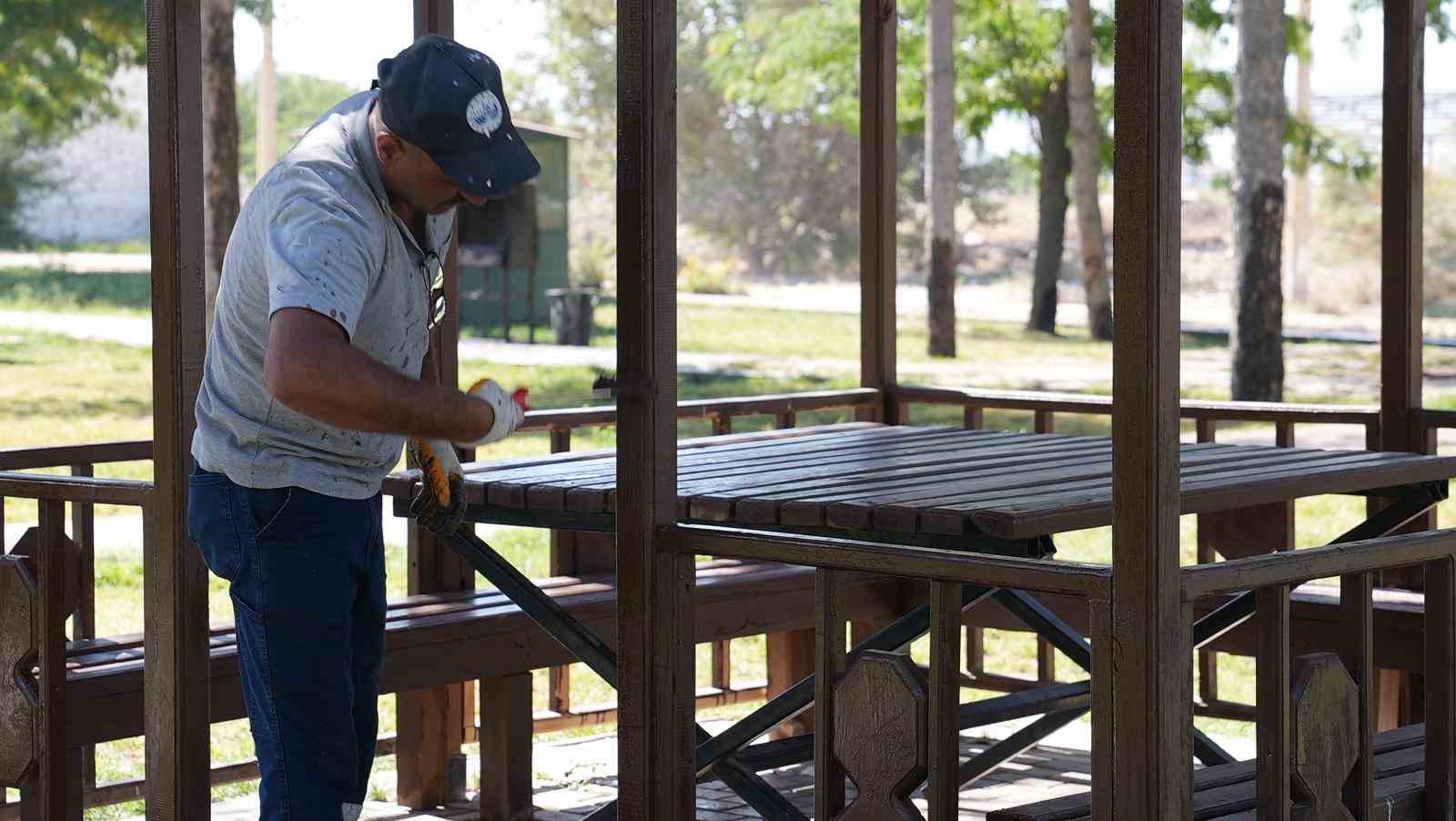 Elazığ&rsquo;da Aksaray Mesire Alanı&rsquo;na bakım
