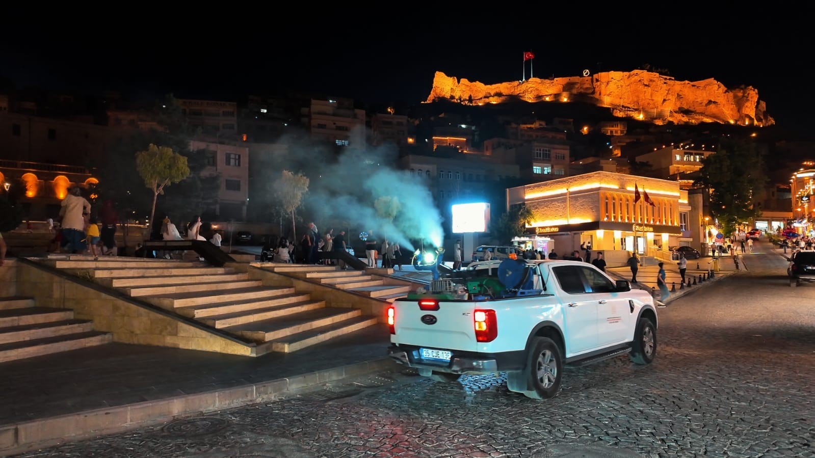 Mardin’de sivrisinek ve haşerelere karşı yoğun ilaçlama