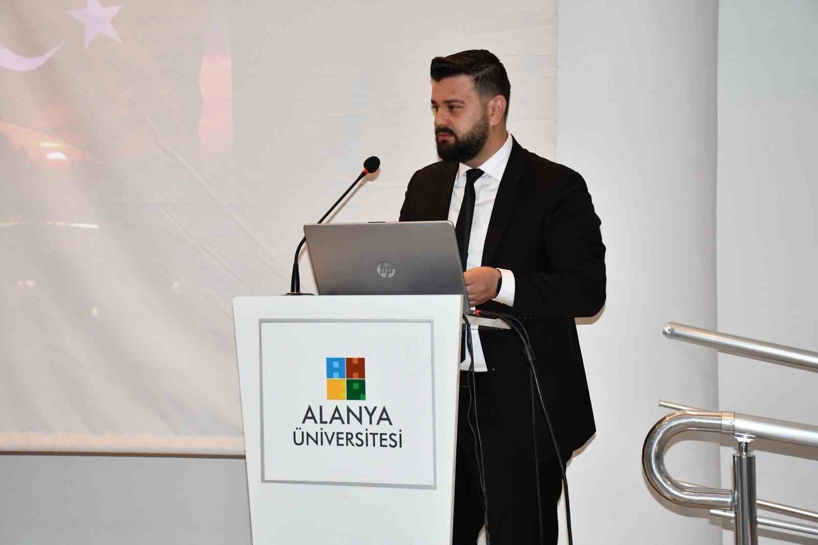 Alanya Üniversitesi’nde 15 Temmuz darbe girişimi ve demokrasinin zaferi anlatıldı