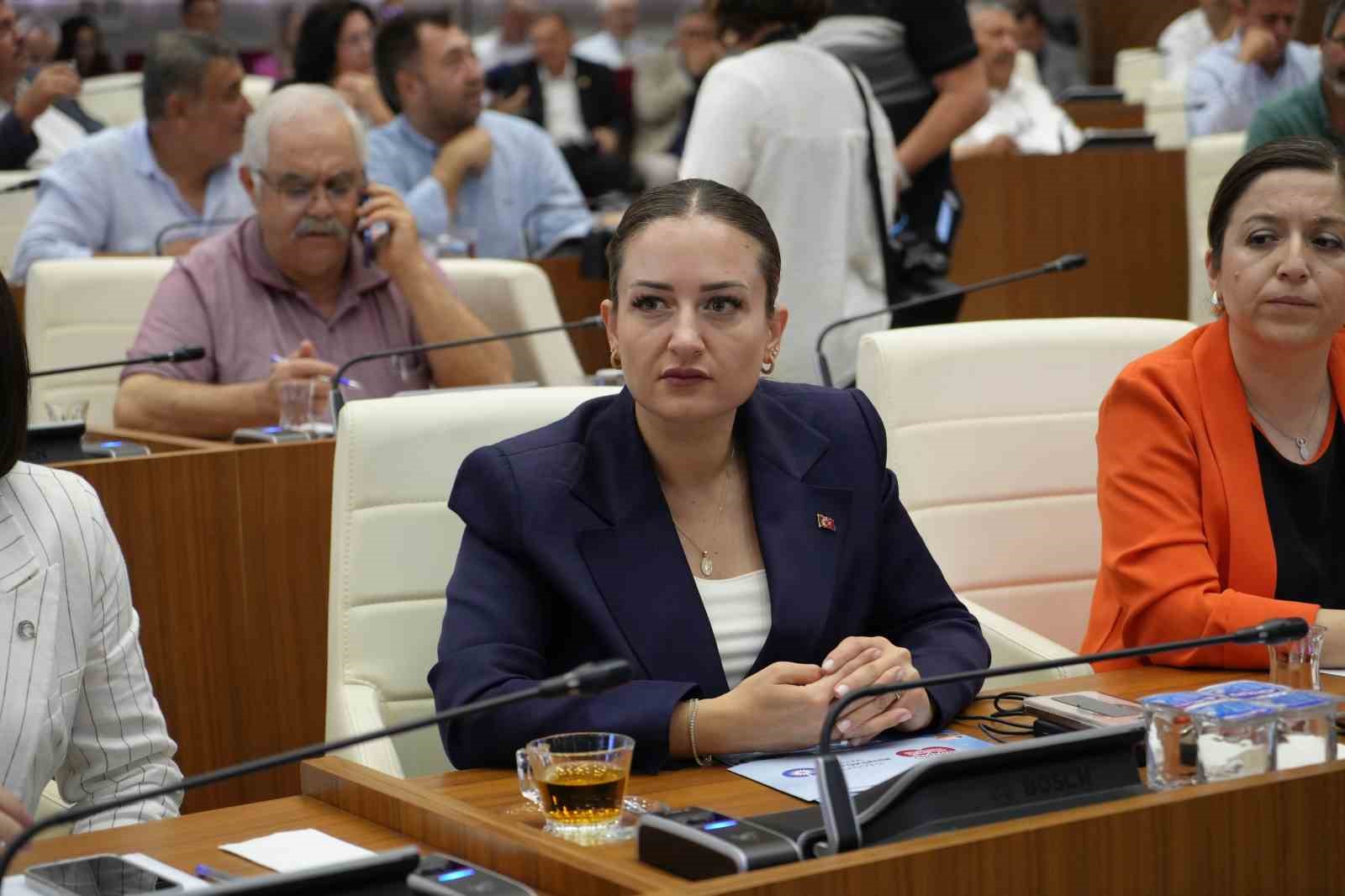 Antalya Büyükşehir Belediyesi’ne vekaleten Büşra Dirgen Özdemir seçildi