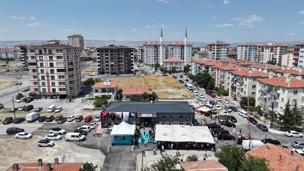 Kocasinan&rsquo;da Uğurevler Aile Sağlığı Merkezi a&ccedil;ıldı
