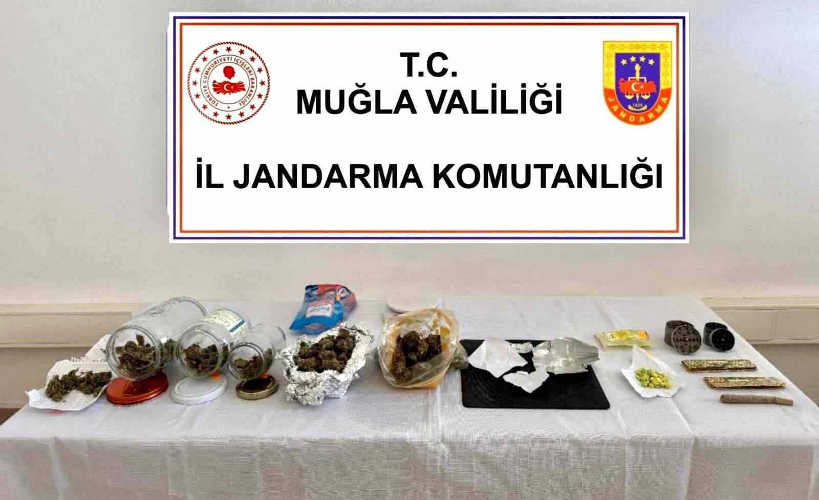 Bodrum&rsquo;da uyuşturucu operasyonunda 3 g&ouml;zaltı
