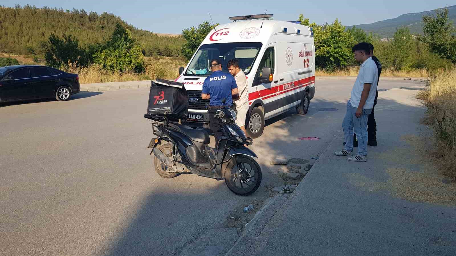 Karab&uuml;k&rsquo;te motosiklet devrildi: 2 yaralı
