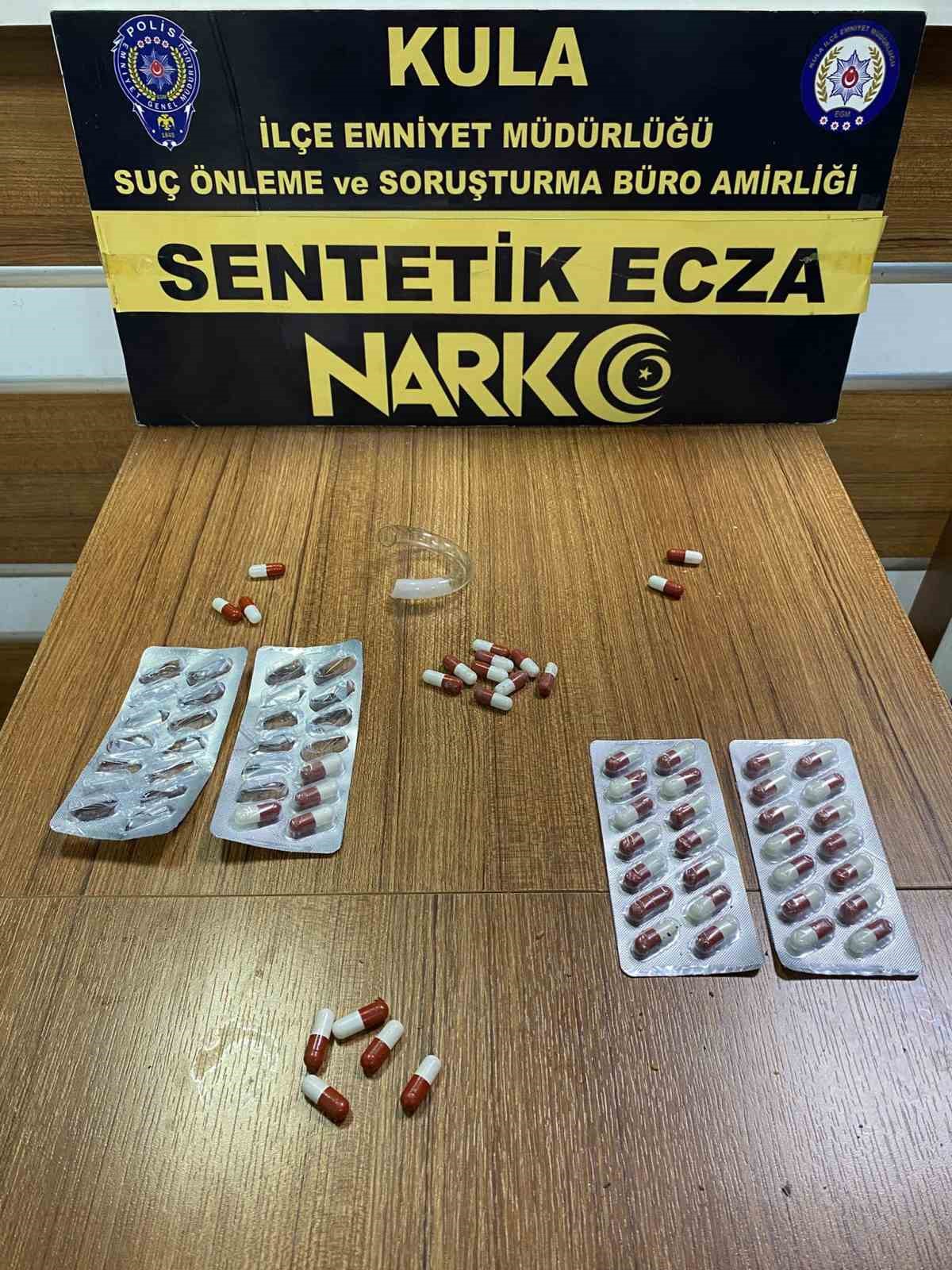 Kula&rsquo;da gece kartallarından uyuşturucuya ge&ccedil;it yok: 2 tutuklama
