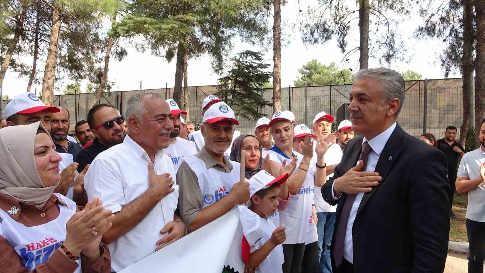 Mardin Büyükşehir Belediyesi’nden işçi maaşlarına 8 bin lira zam müjdesi