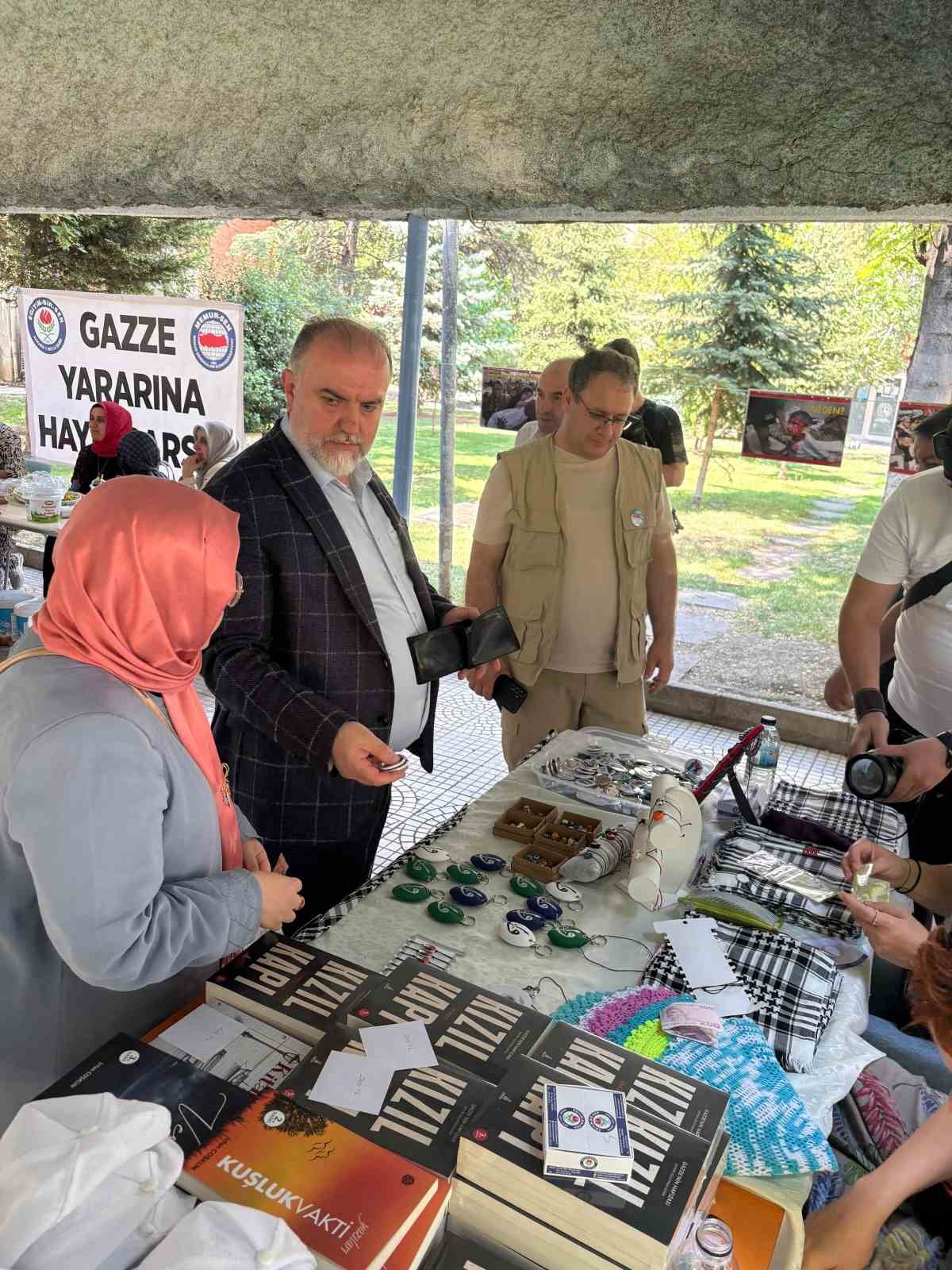 Eğitim Bir Sen Ankara 1 No&rsquo;lu Şubesi&rsquo;nden Gazze&rsquo;ye yardım panayırı
