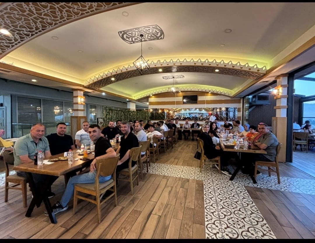 Tatvan’da görev yerleri değişen cezaevi personeli için veda yemeği düzenlendi