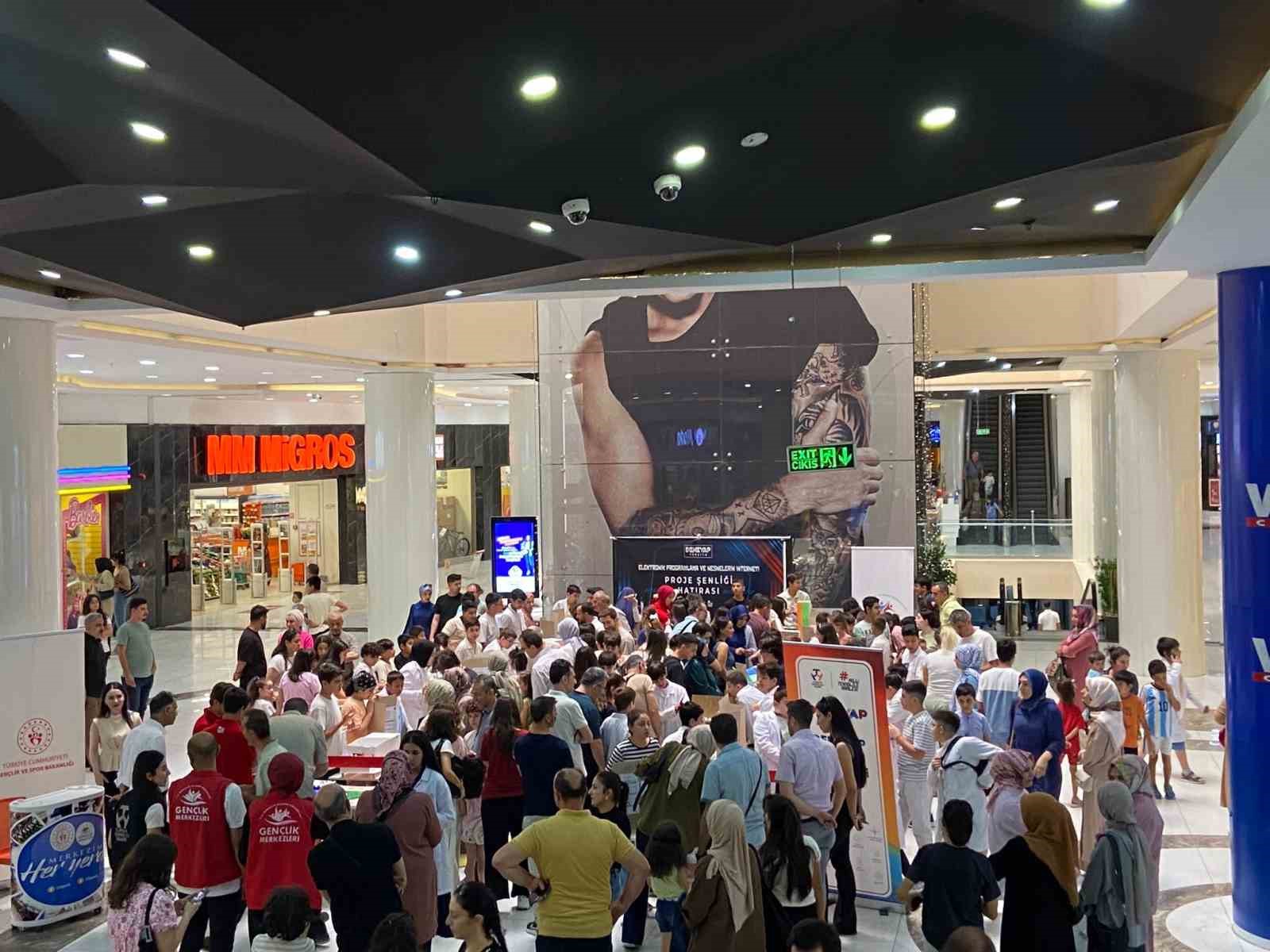 Mardian Mall&rsquo;da deneyap şenliği b&uuml;y&uuml;k ilgi g&ouml;rd&uuml;
