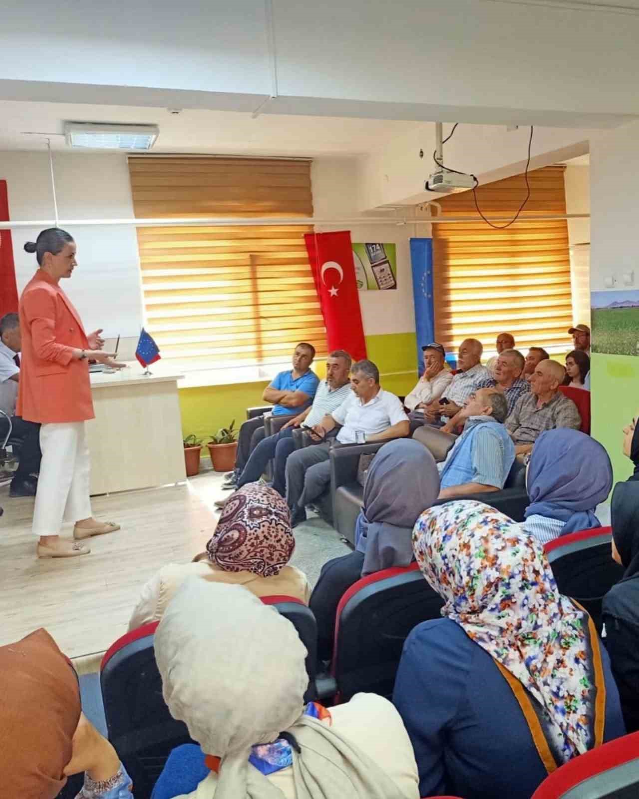 Altıntaş’ta IPARD III programı tanıtıldı