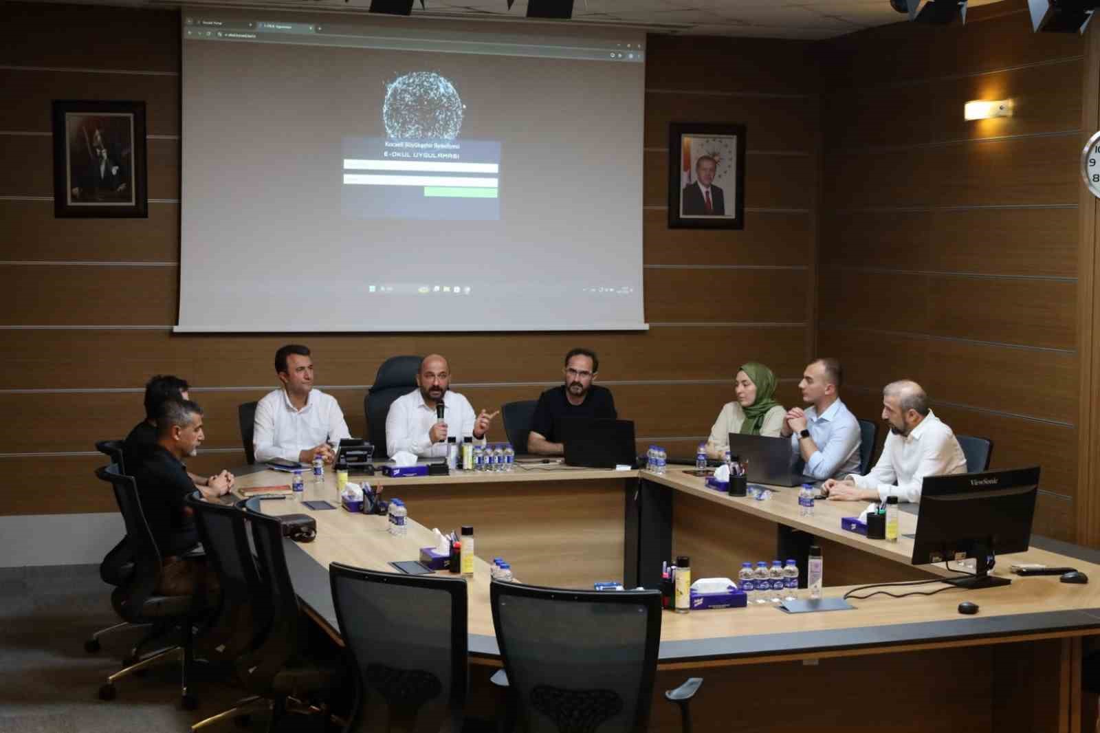 E-Okul uygulaması yaygınlaşıyor