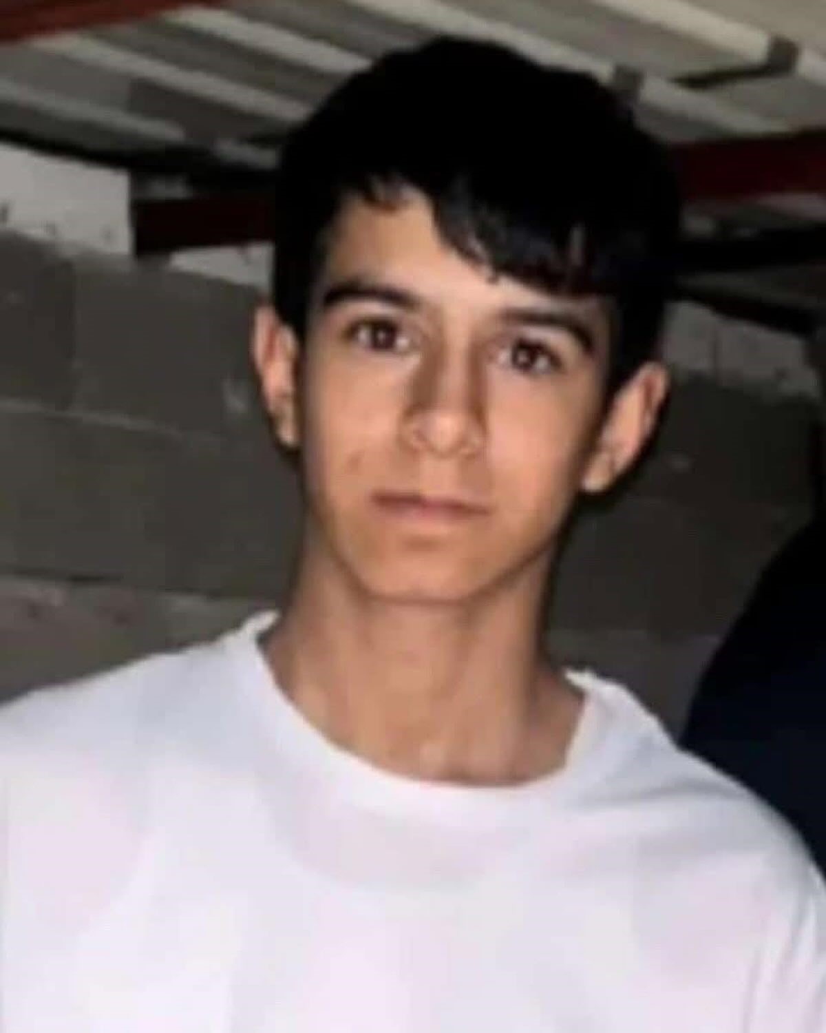 Beyin &ouml;l&uuml;m&uuml; ger&ccedil;ekleşen gencin organları 2 hastaya umut oldu
