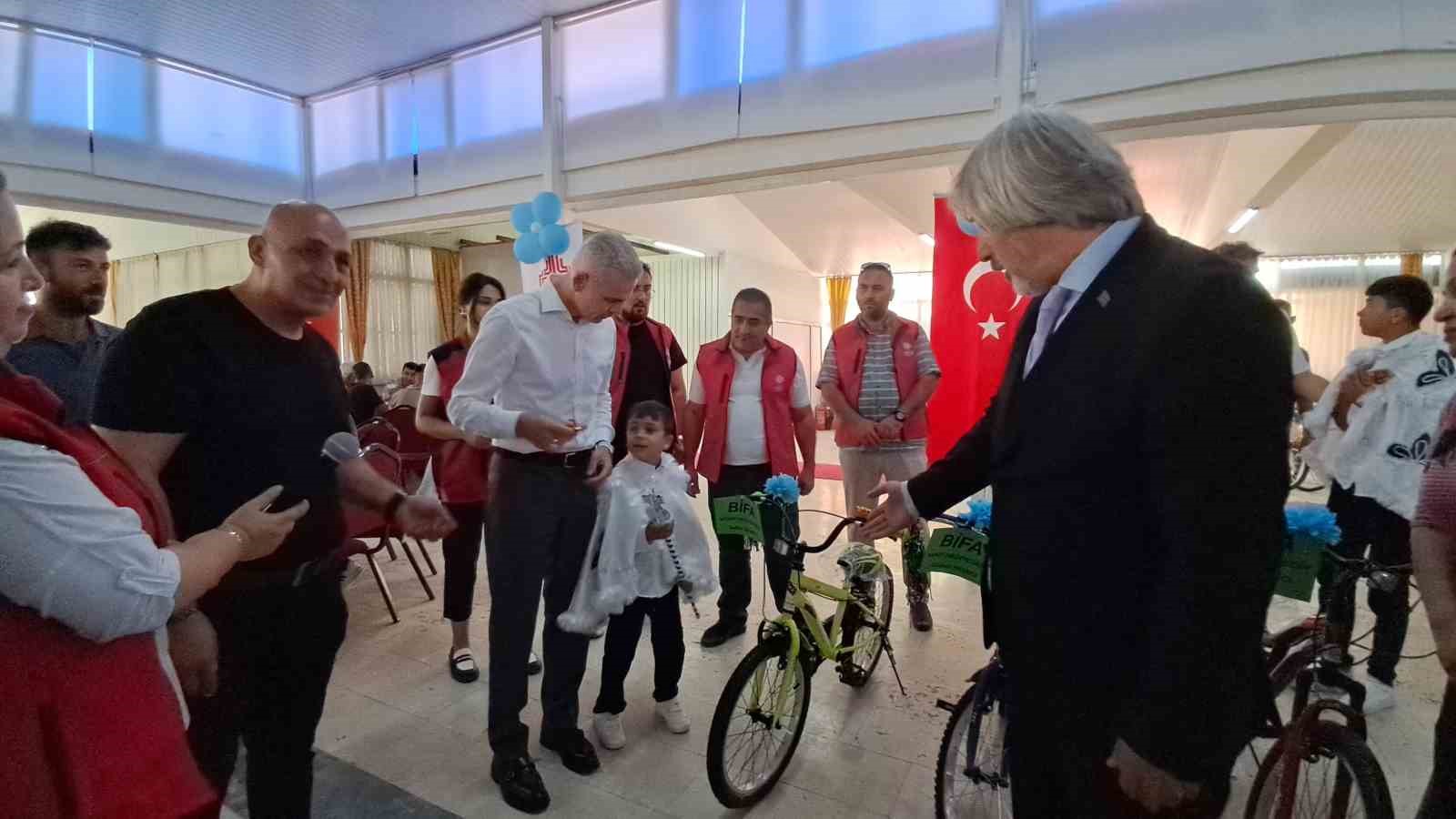 529 yıllık s&uuml;nnet geleneği Karaman&rsquo;da yaşatıldı
