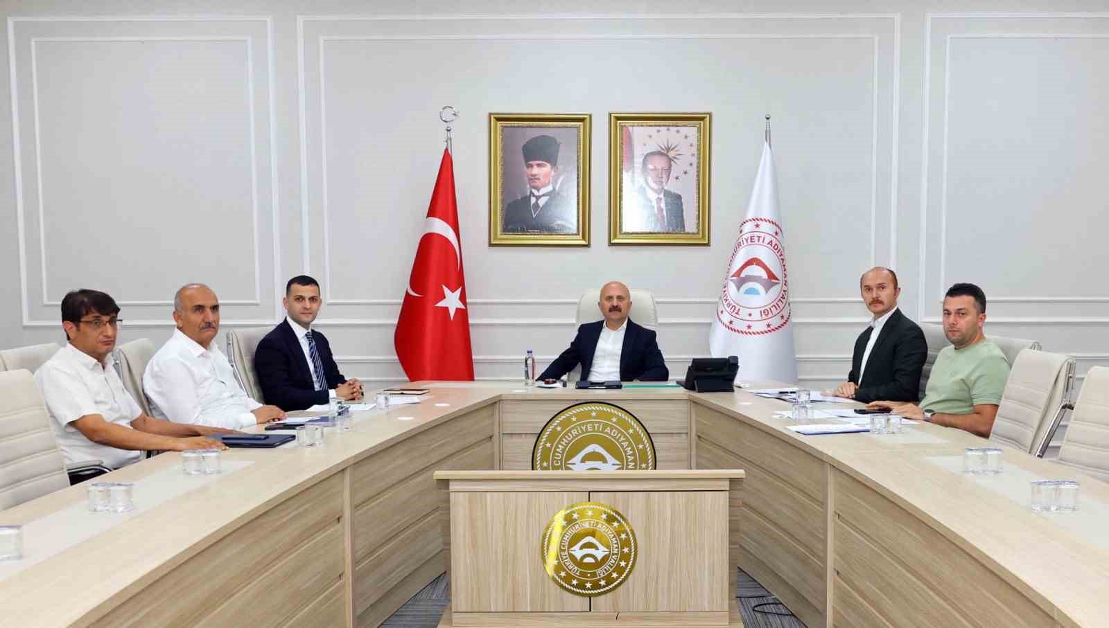 Orta hasarlı yapıların yıkımı için değerlendirme toplantısı yapıldı