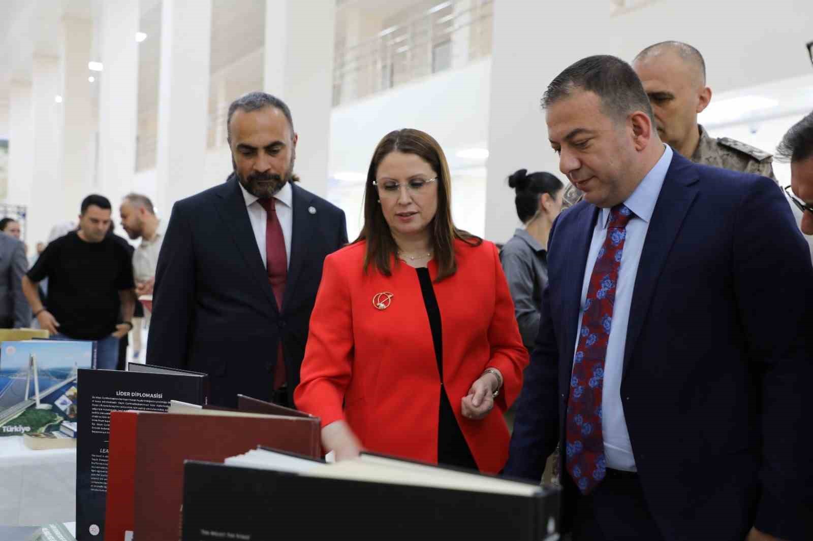 BAR&Uuml;&rsquo;de 15 Temmuz darbe girişimi farklı boyutlarıyla ele alındı
