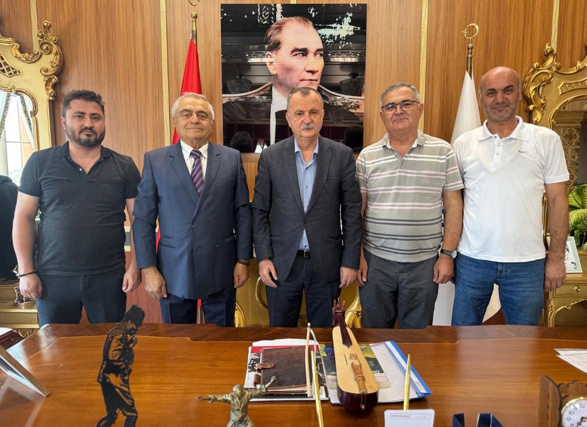 Karadenizlilerden Başkan Balaban&rsquo;a teşekk&uuml;r
