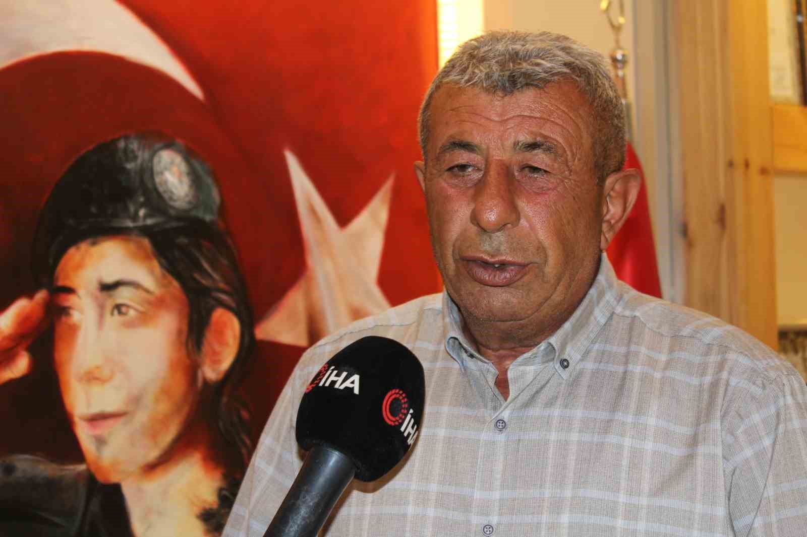 Şehit Babası Yahya Yiğit: "Biz kardeş&ccedil;e yaşamak istiyoruz. İnşallah bunu da ger&ccedil;ekleştireceğiz"
