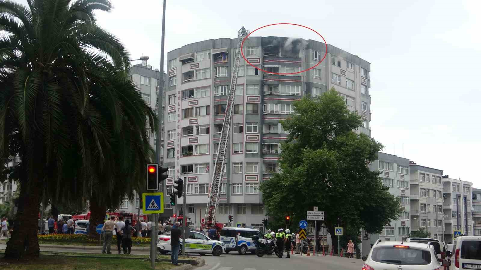 Samsun’da binanın 9. katında çıkan yangında 2 kişi dumandan etkilendi