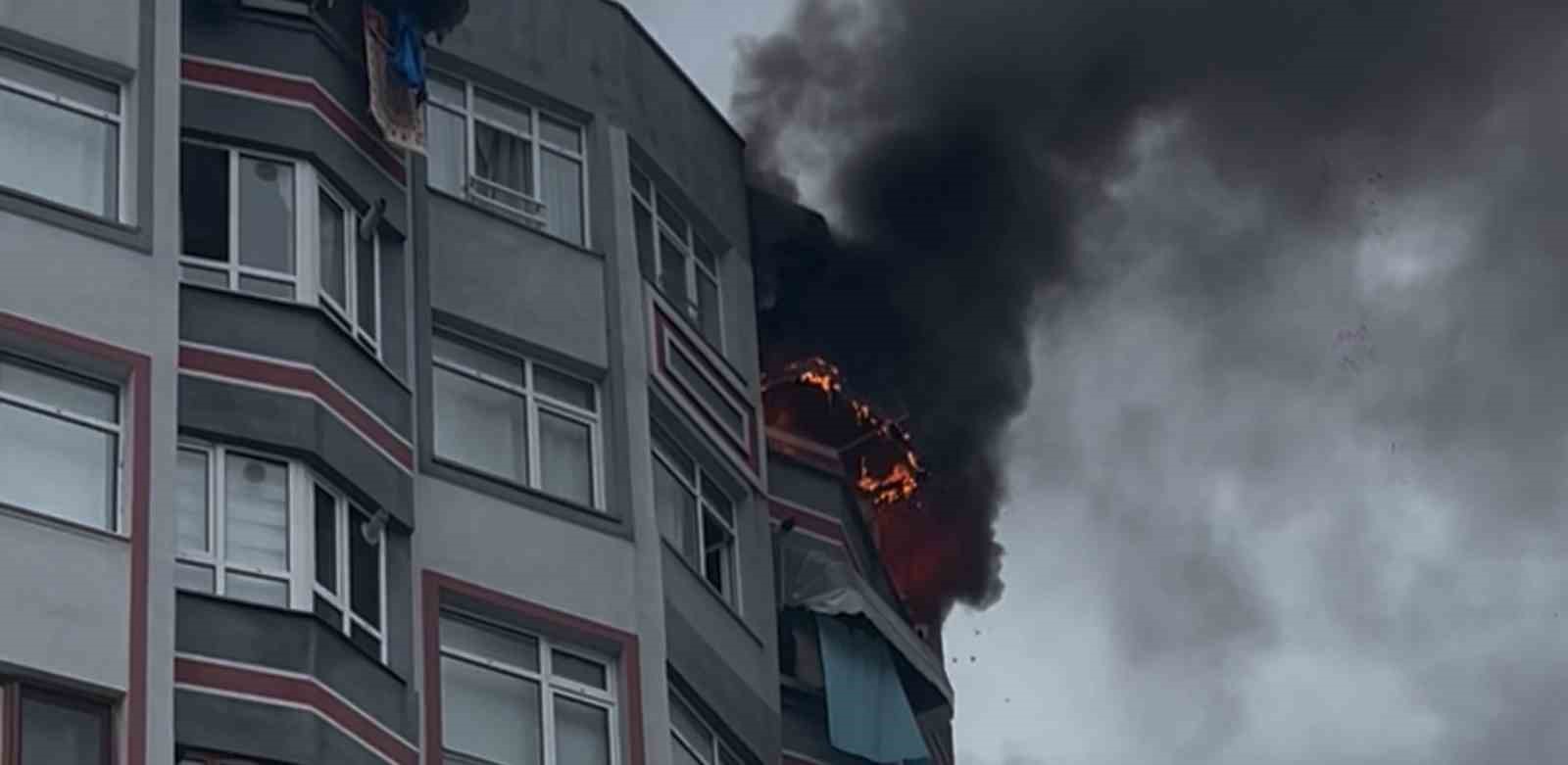 Samsunda binann 9. katnda kan yangnda 2 kii dumandan etkilendi
