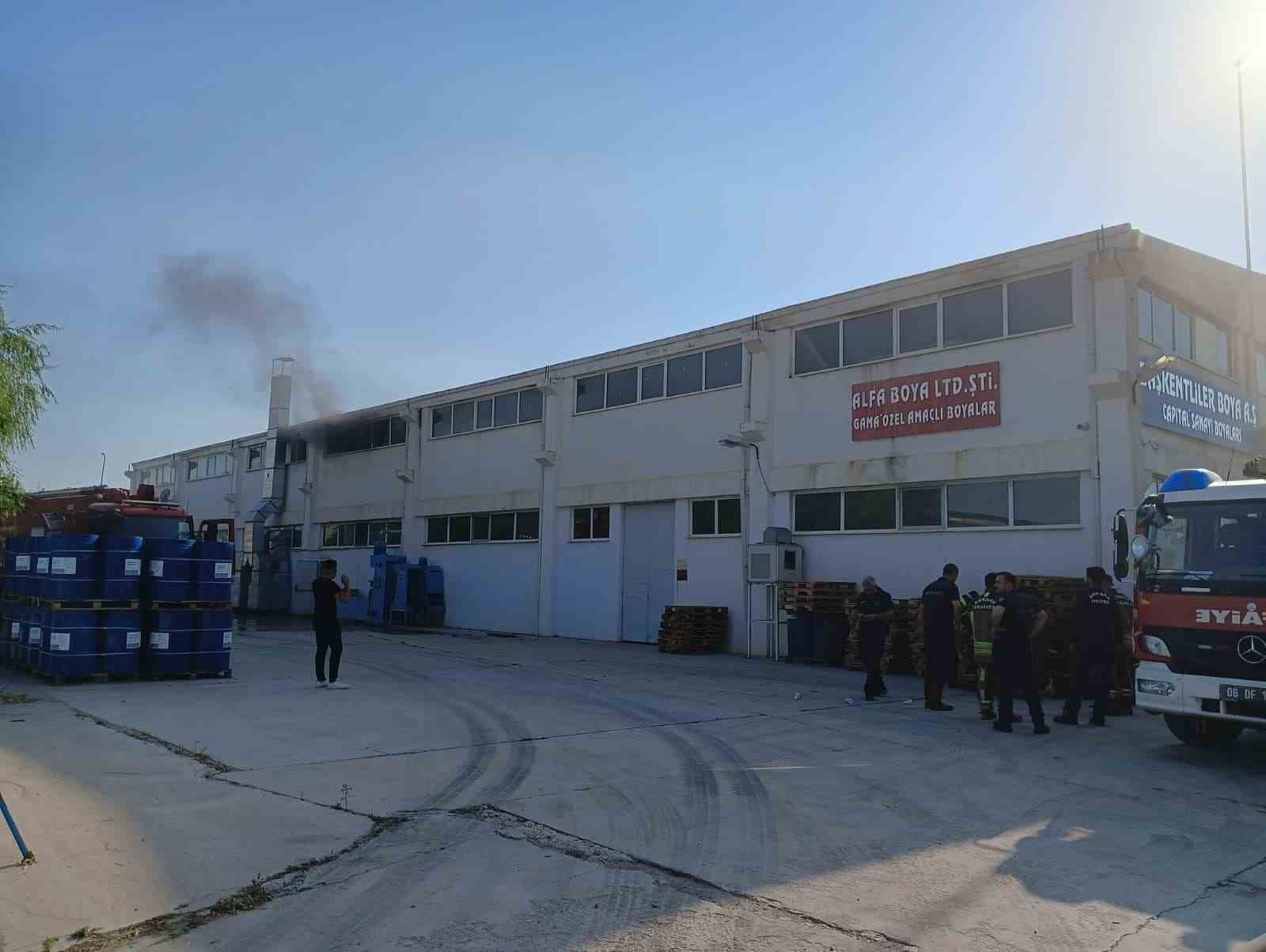 Ankara’da boya fabrikasındaki yangın kontrol altına alındı