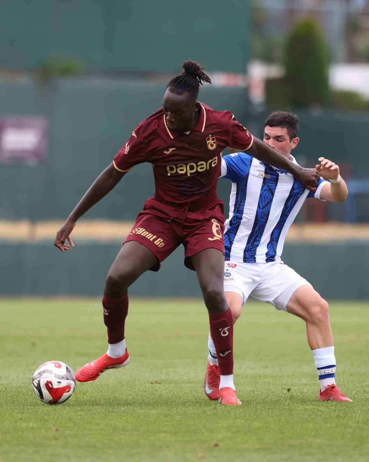 Trabzonspor, Dinamo Tiflis ile hazırlık ma&ccedil;ı yaptı
