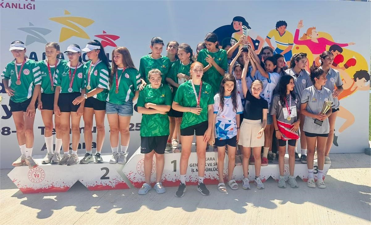 Modern petlatonda tarihi başarı