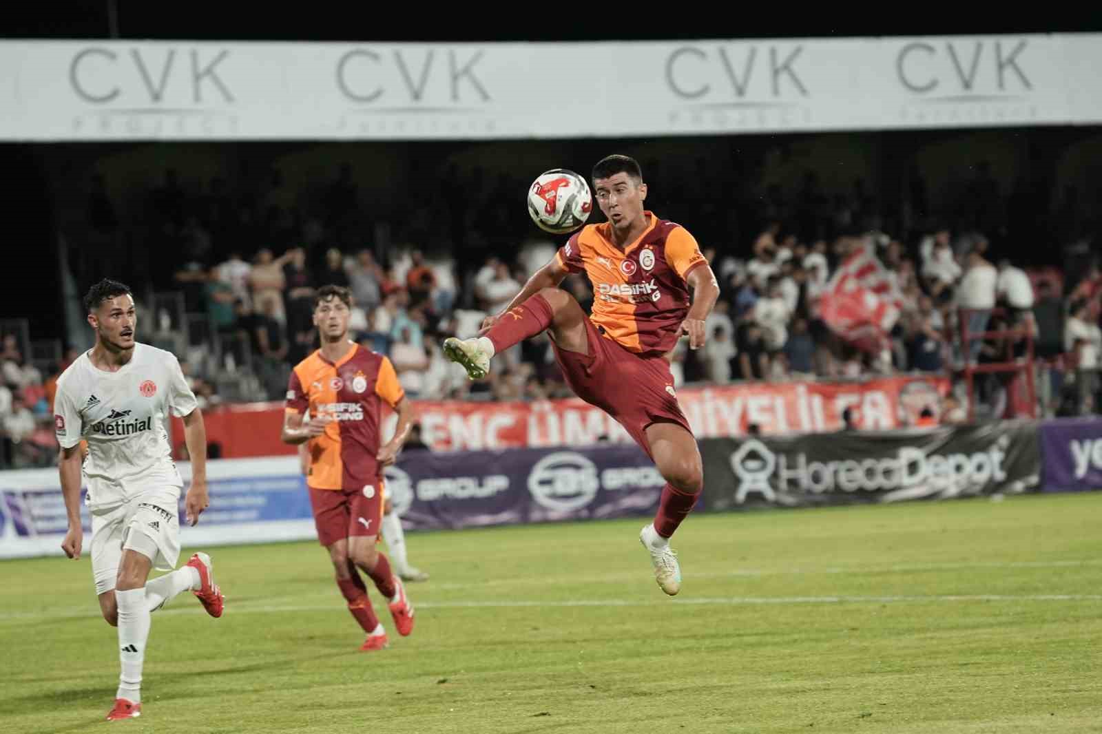 Hazırlık maçı: Ümraniyespor: 2 - Galatasaray: 5
