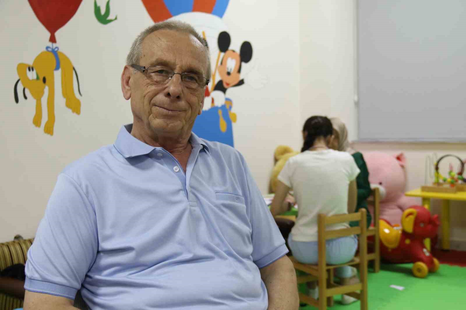 Koruyucu Ailesi oldukları çocuk sonradan ‘özel’ olduğu anlaşıldı, "Asla geri vermeyiz" dediler