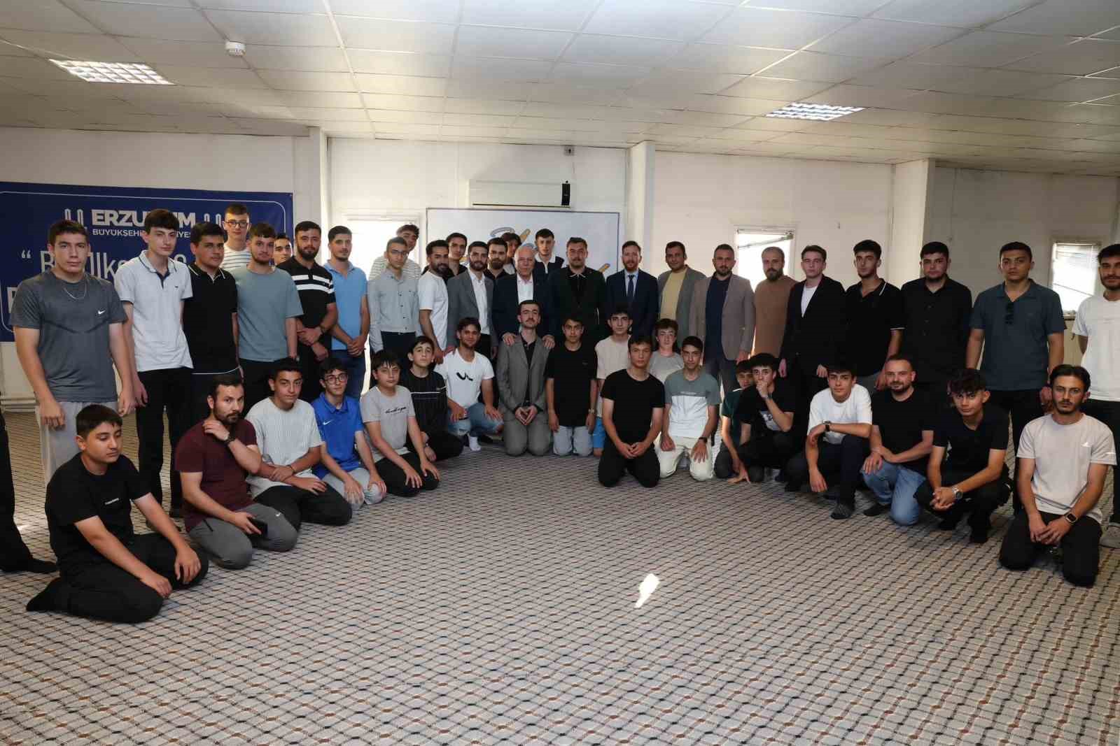 Başkan Sekmen; "Gençlerimizin heyecanına ortak oluyoruz"