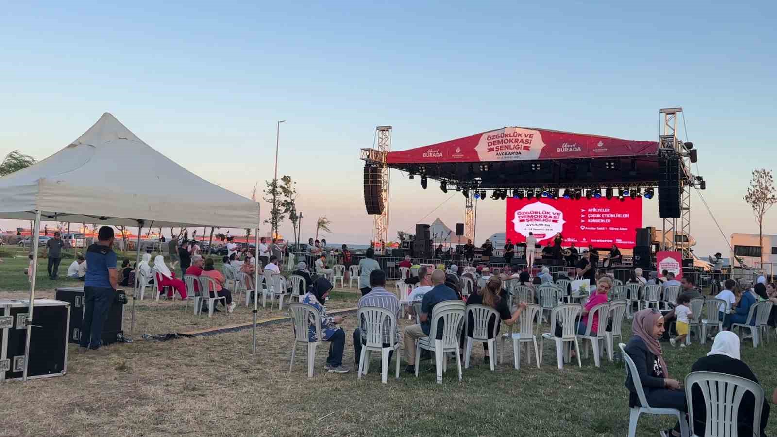 İBB’nin düzenlediği Özgürlük ve Demokrasi Şenliği ilgi görmedi
