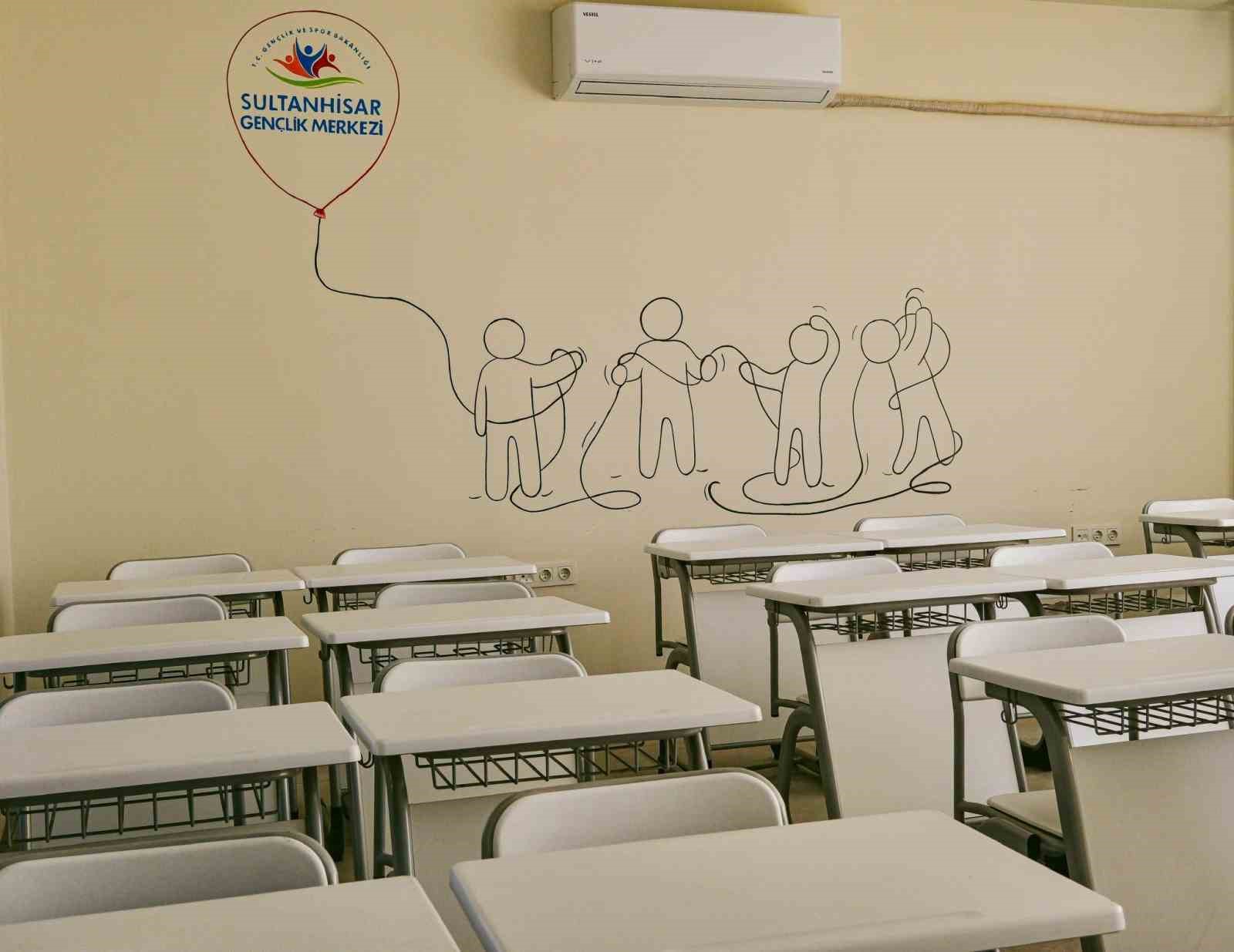 Sultanhisar Gen&ccedil;lik Merkezi ve Spor Salonu a&ccedil;ıldı
