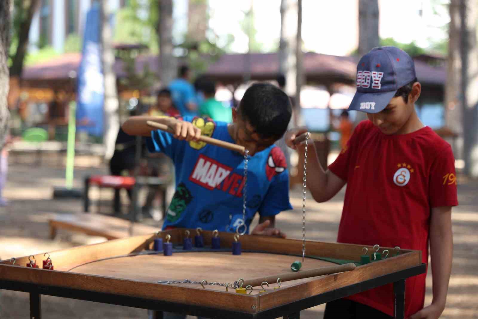 Başkan Altay: "14 il&ccedil;ede d&uuml;zenleyeceğimiz il&ccedil;e şenliklerimiz başladı"
