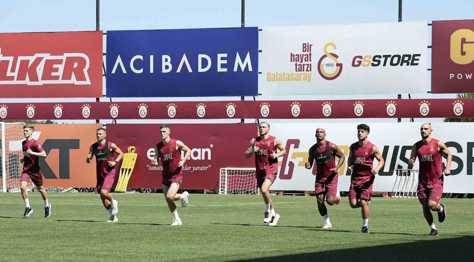 Galatasaray, yeni sezon hazırlıklarına devam etti