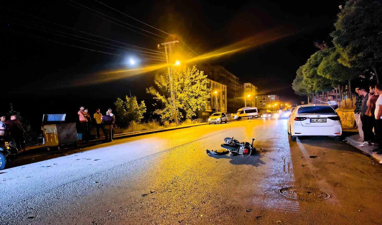 Otomobil ve motosiklet çarpıştı: 1 ölü