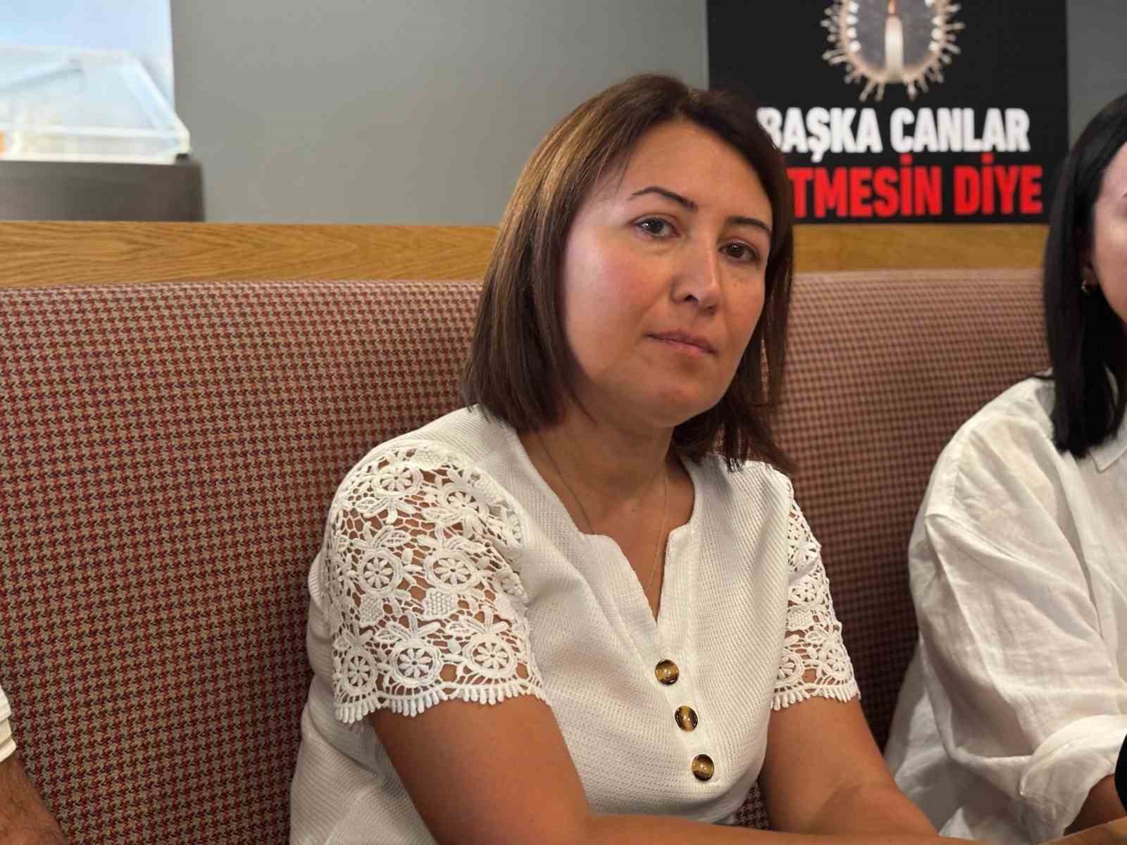 Yangında oğlunu kaybeden psikiyatrist anne: "Mesleğimi yapabiliyor olsam tedavi ederdim sizi"
