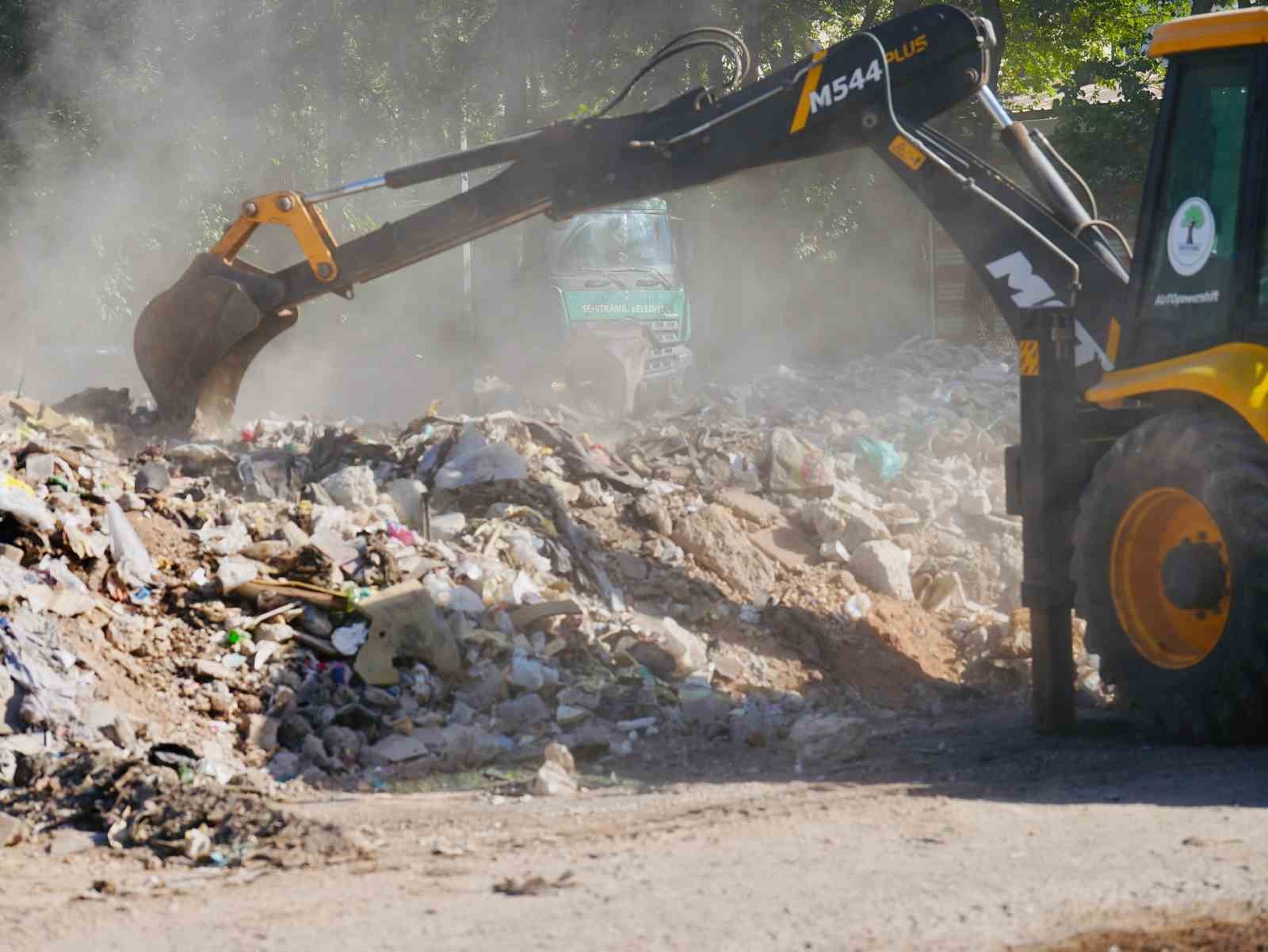 Şehitkamil&rsquo;den K&uuml;sget&rsquo;te temizlik seferberliği
