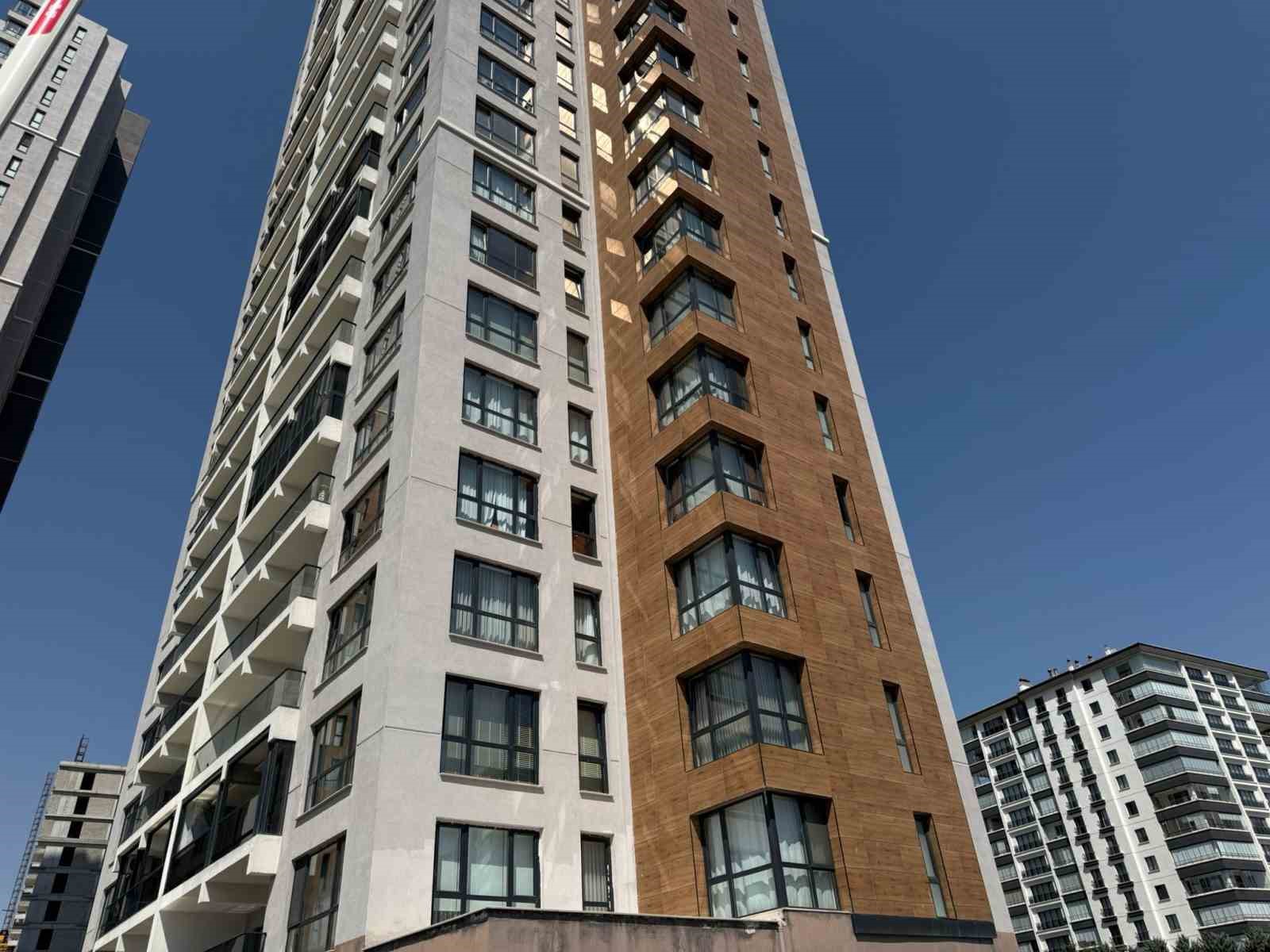 Başkentte 3 kişinin öldüğü bina yangınının görgü şahitleri yaşananları anlattı: "Bir annenin de yardım çığlıkları duyuluyordu"