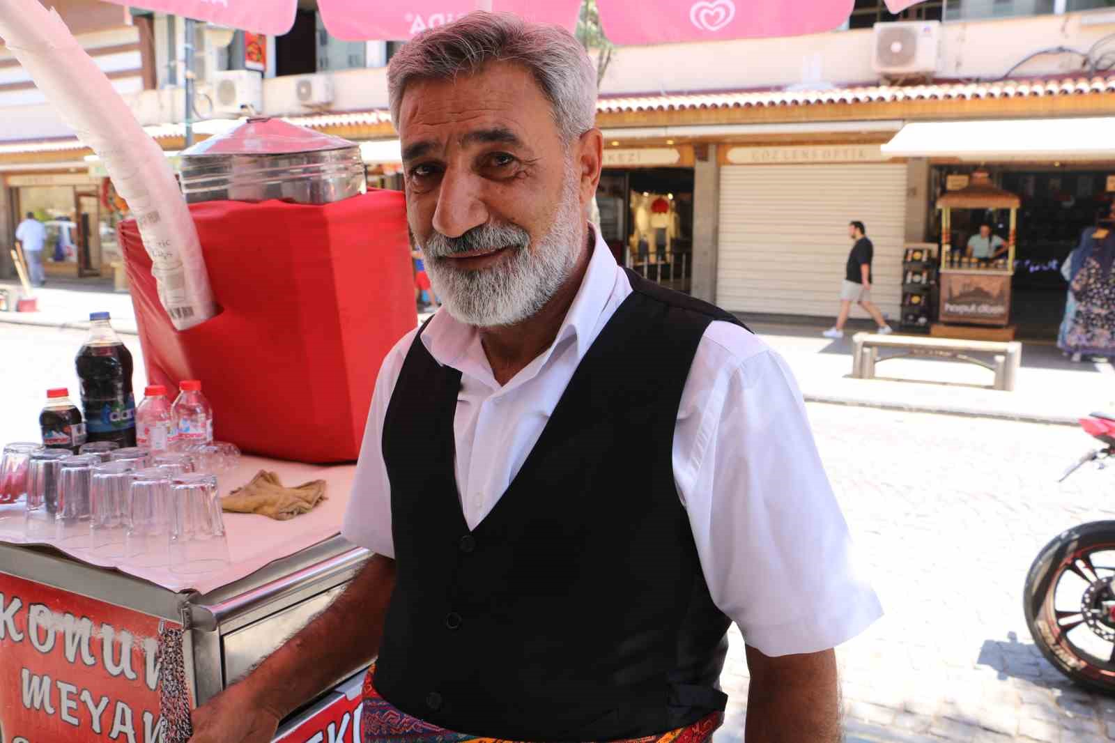Diyarbakır’da sıcakların kurtarıcısı: Meyan kökü şerbeti
