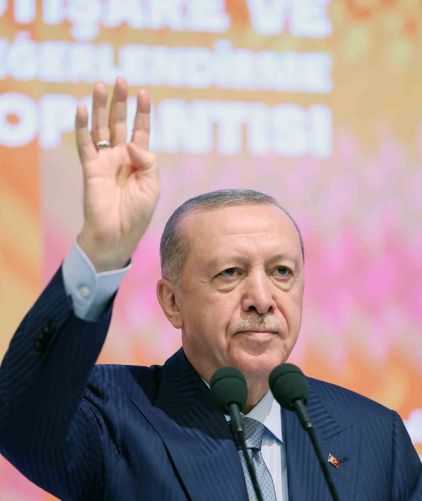 Cumhurbaşkanı Erdoğan: "Ülkemizin önünde yeni bir dönemin kapıları aralanıyor"
