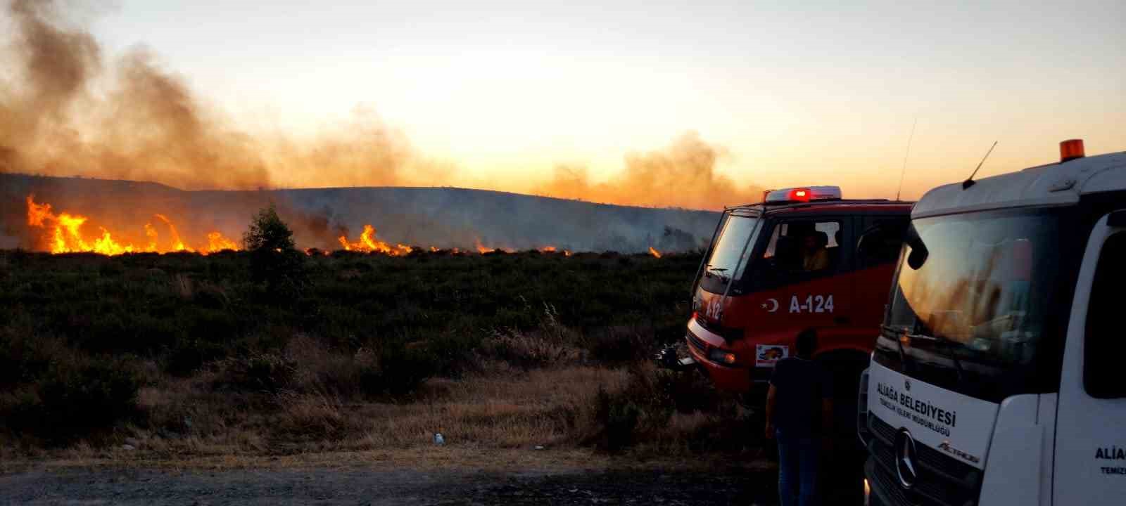 Aliağa’da otluk alandaki yangın kontrol altına alındı