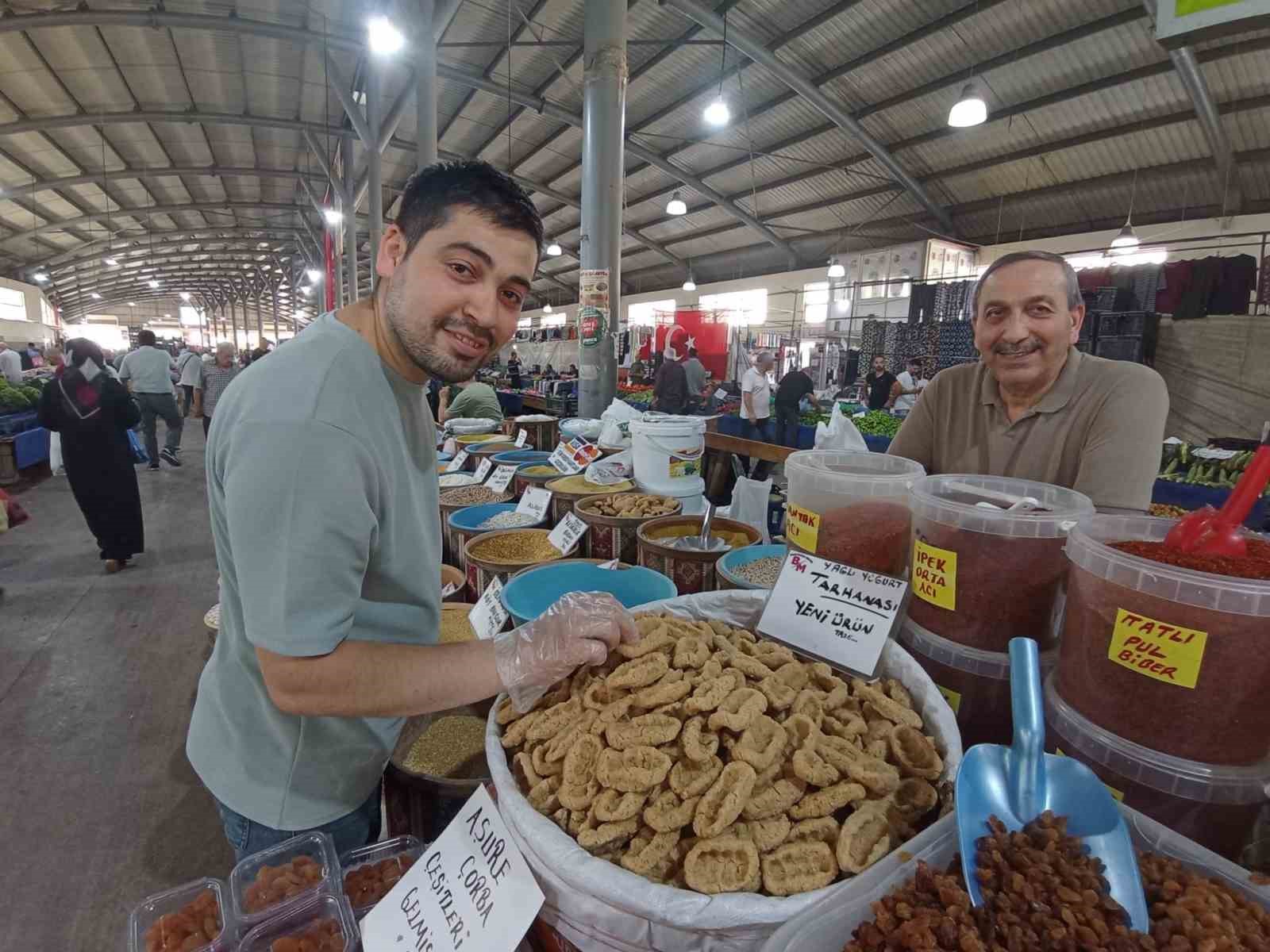 Amasya’da tescilli ‘sıkma tarhana’ sezonu başladı
