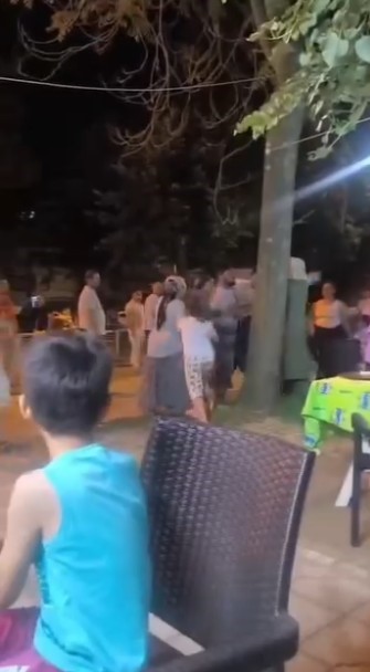 Sahilde kadınlar birbirine girdi
