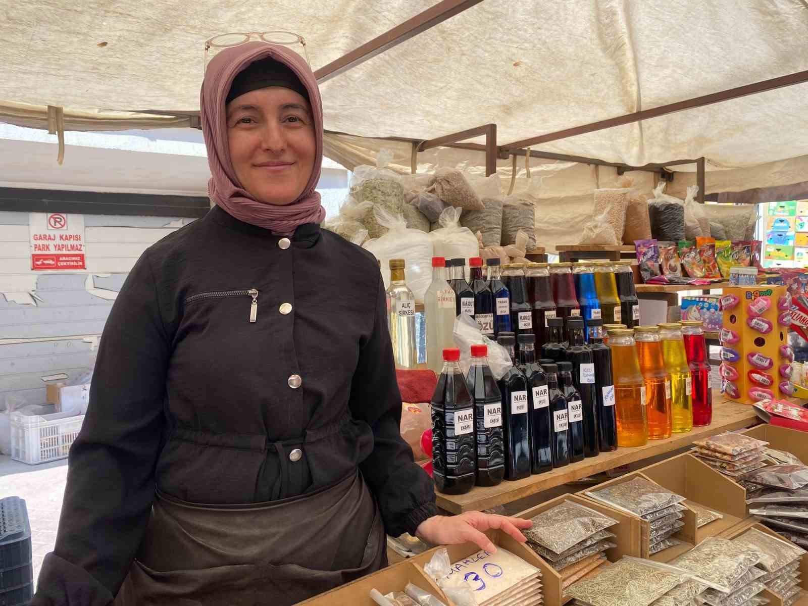 Sıcakla birlikte pazarda el yapımı &uuml;r&uuml;nlere ilgi azaldı
