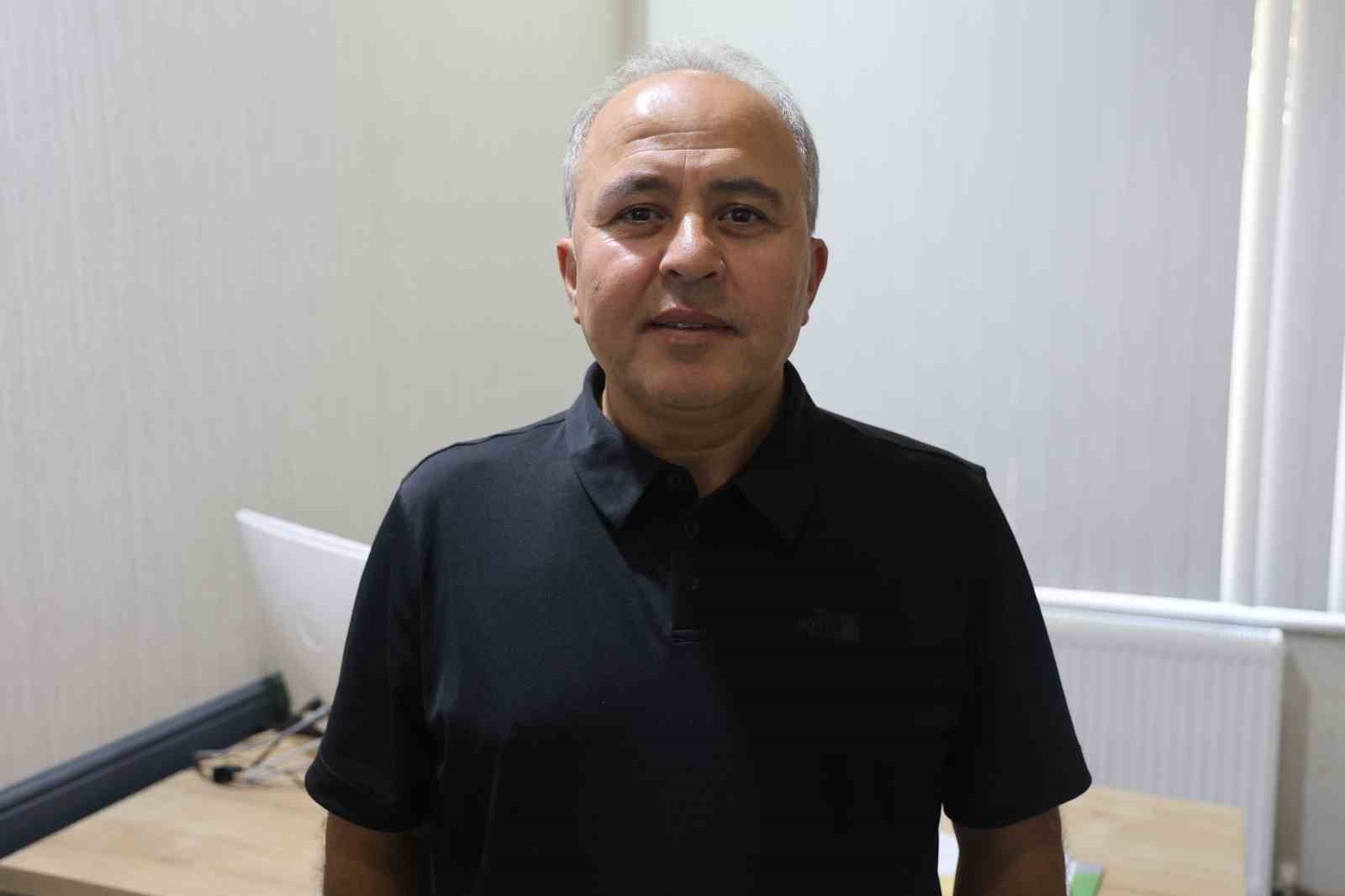 Uzmanlardan ebeveynlere &ouml;ğrencilere &lsquo;rehberlik edin&rsquo; tavsiyesi
