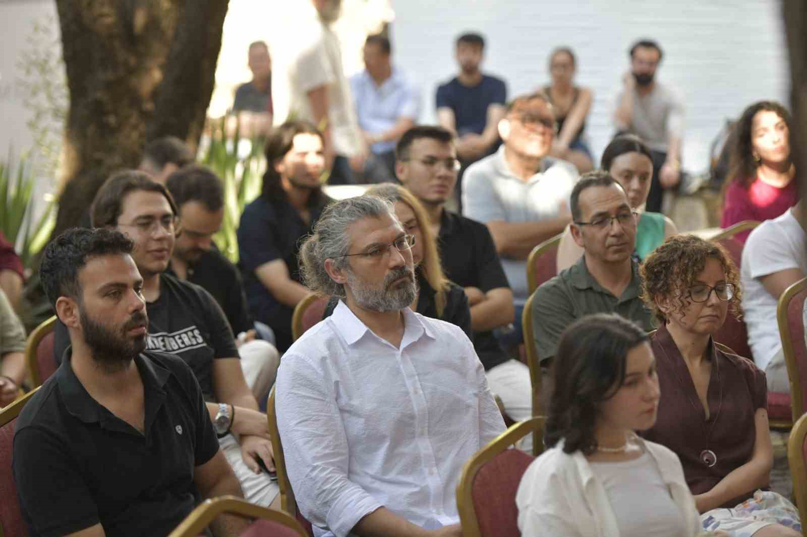 Bilim Kafe&rsquo;de tarih konuşuldu
