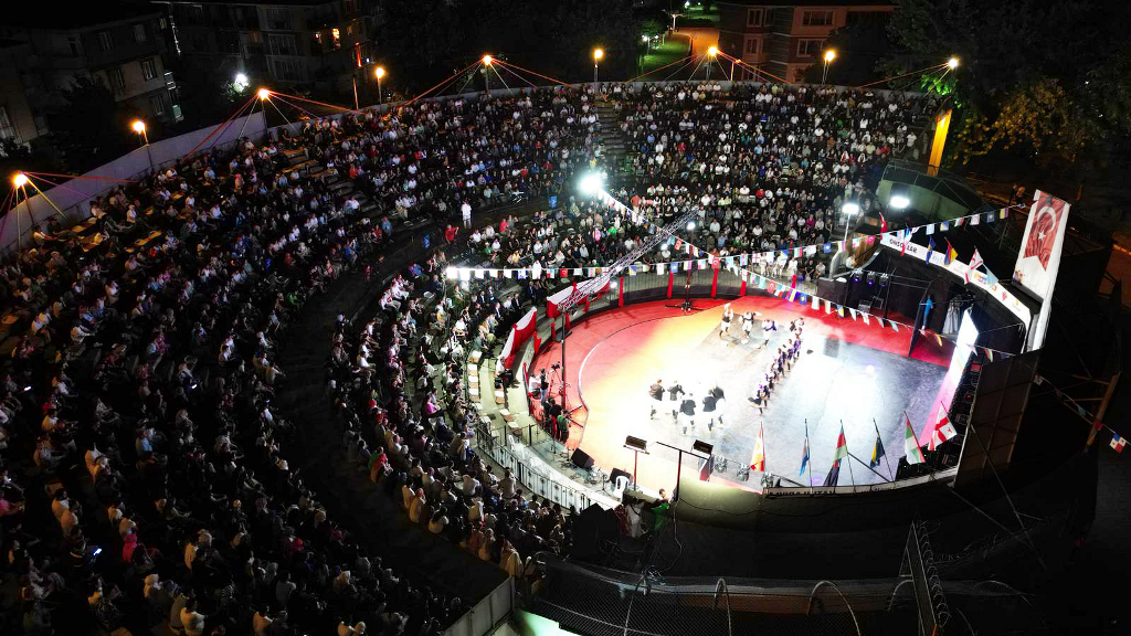 İnegöl’de festival coşkusu