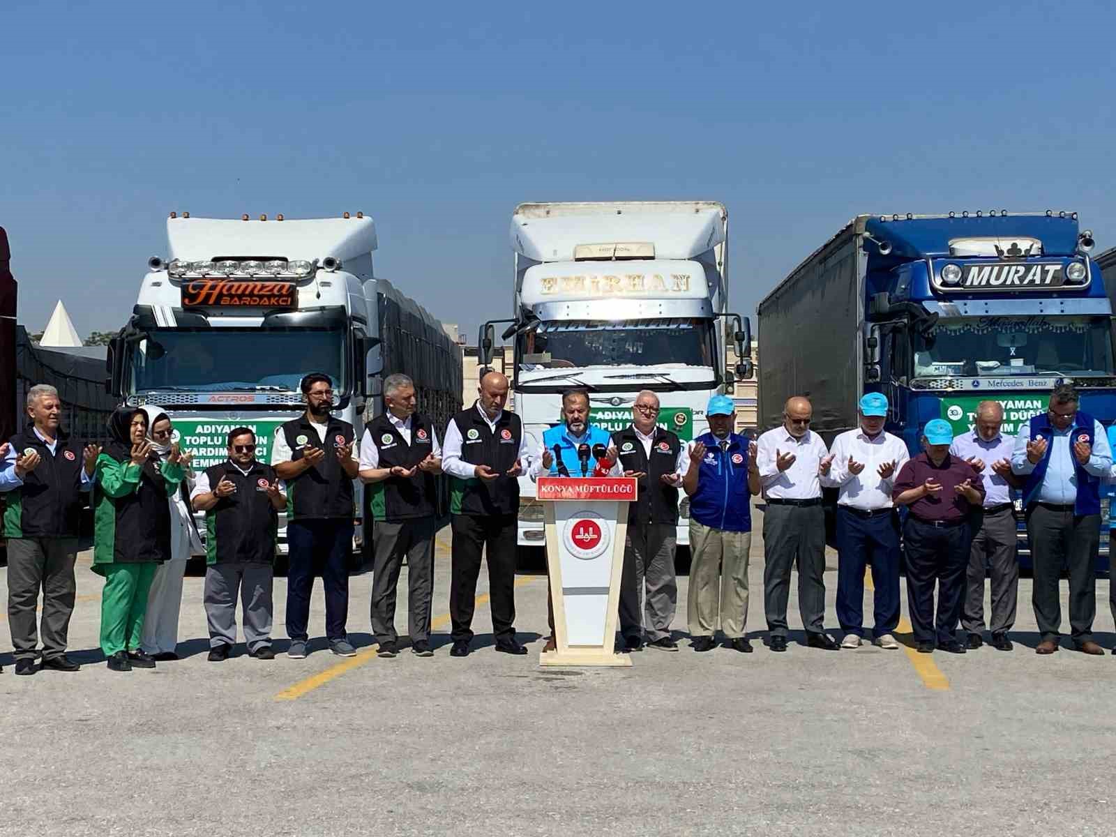 Konya’dan Adıyaman’a 100 çiftin düğünü için çeyiz yardımları tırlarla yola çıktı
