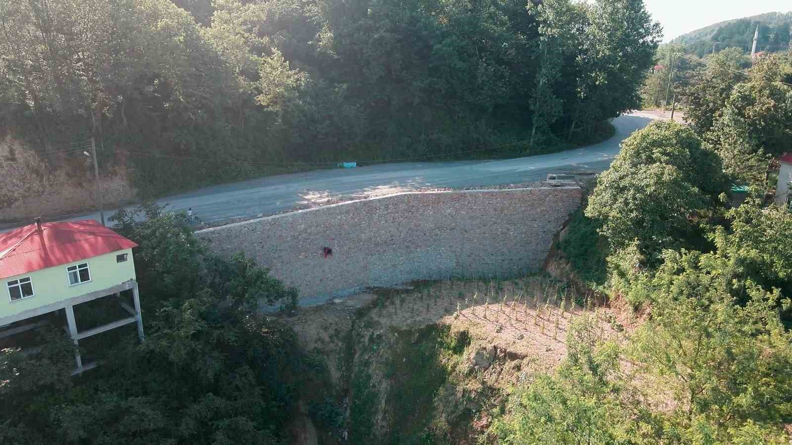 Giresun İl Özel İdaresi’nden 379 köy yoluna yatırım
