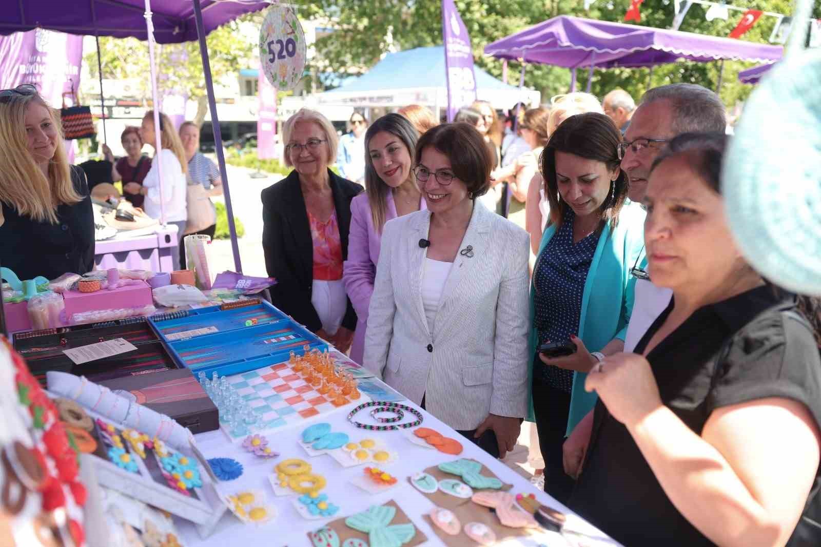 Başkan Esin Köymen’den ‘Kadın El Emeği Günleri’ne ziyaret