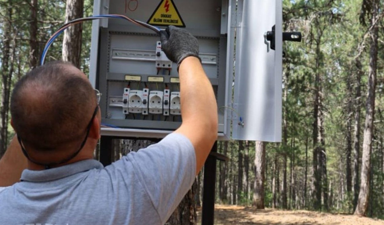 Murat Dağında doğayla i&ccedil; i&ccedil;e tatil, Kıcıroğlu yaylası &ccedil;adır kampı hizmete a&ccedil;ıldı
