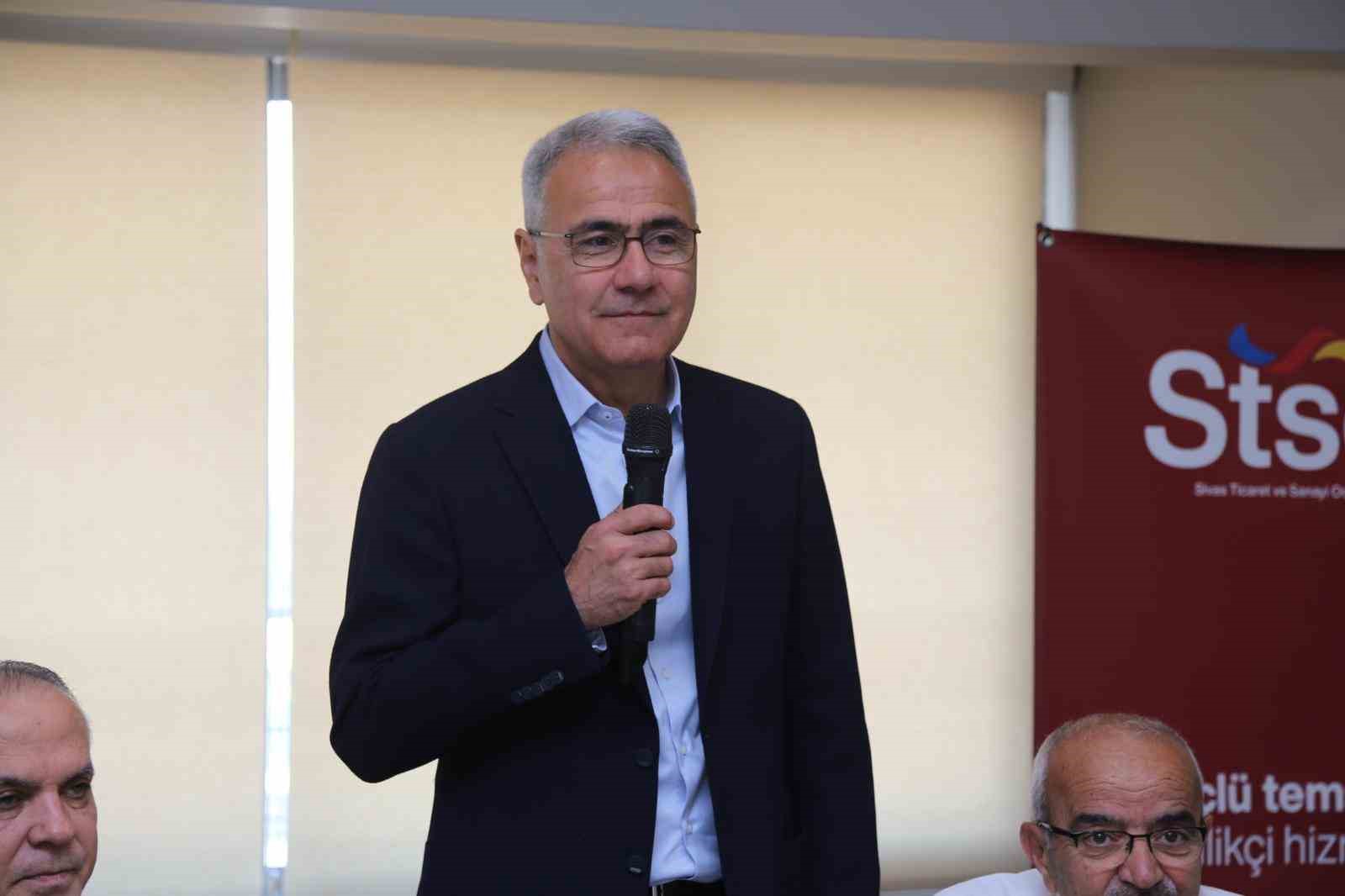 Başkan Özdemir: "Sanayicilerimizin talepleri Ankara’da olumlu karşılandı"